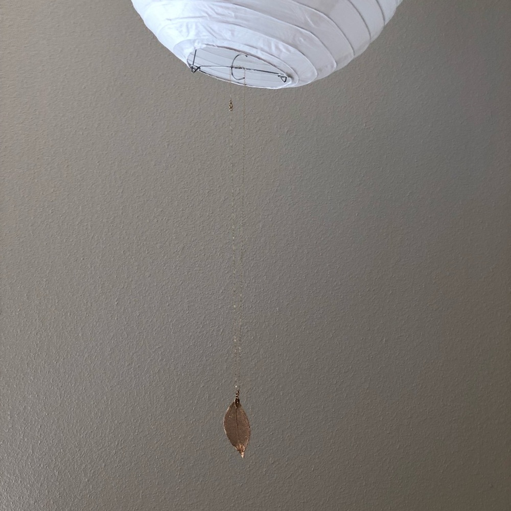 Delicate Leaf Pendant - image 5